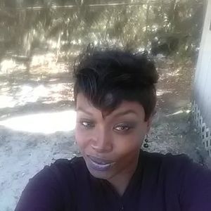 Meet your Posher, Amelia